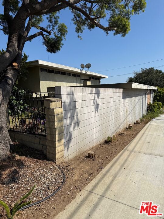 180 E Pepper Drive