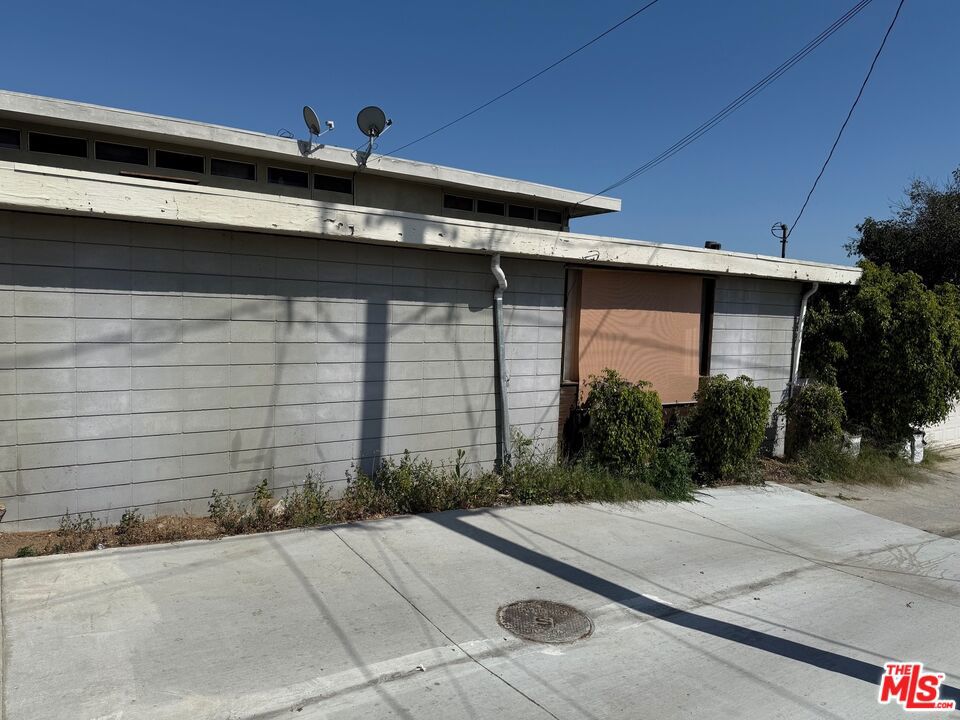 180 E Pepper Drive