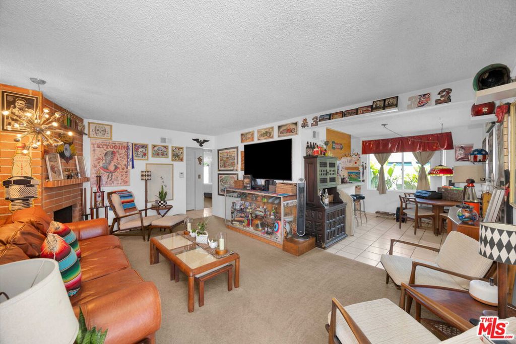 1019 American Place