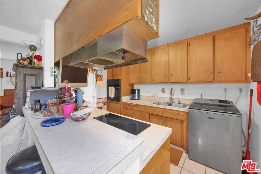 1019 American Place