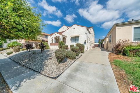 Photo of 5173 Pickford Street, Los Angeles, CA 90019 (MLS # 25605341)