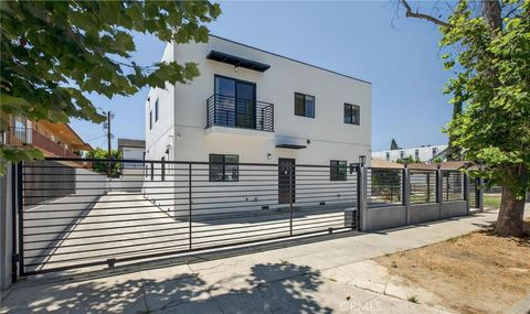 Photo of 14732 Gilmore Street #2, Van Nuys, CA 91411 (MLS # SB25169223) Photo of 14732 Gilmore Street #2, Van Nuys, CA 91411 (MLS # SB25169223)