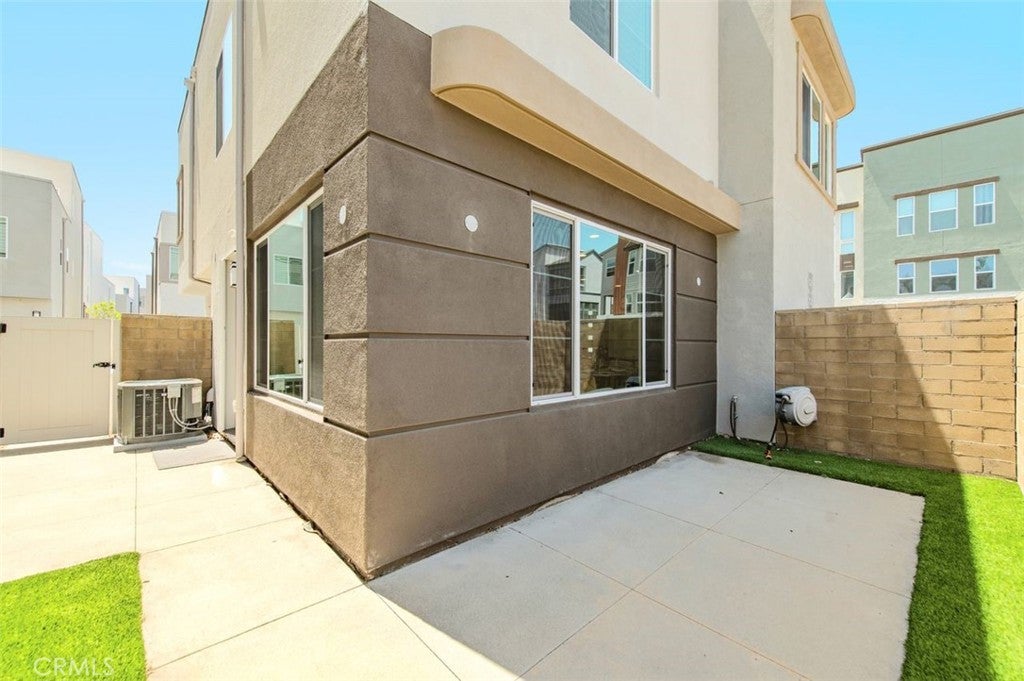 123 Tenor, Irvine CA 92618 - Photo 32