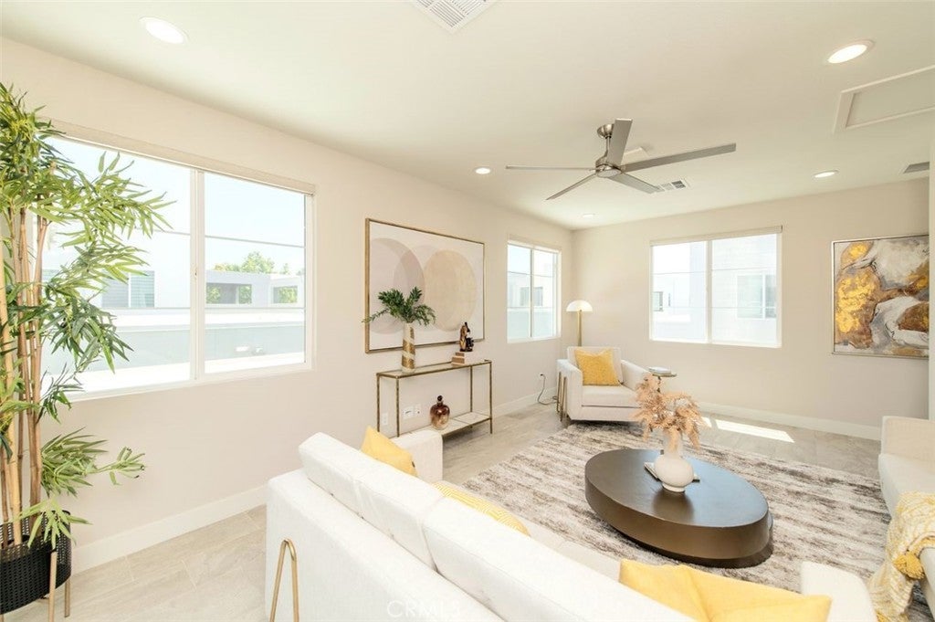 123 Tenor, Irvine CA 92618 - Photo 25
