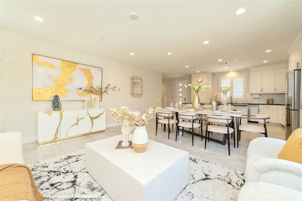 123 Tenor, Irvine CA 92618 - Photo 1