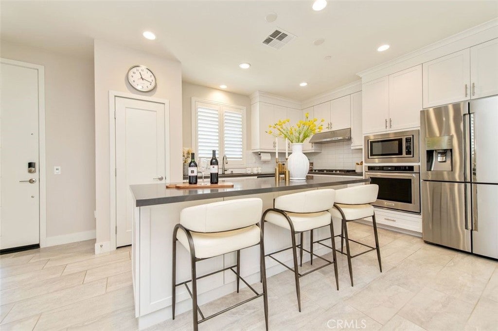 123 Tenor, Irvine CA 92618 - Photo 7