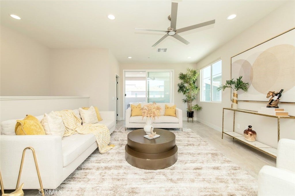 123 Tenor, Irvine CA 92618 - Photo 22