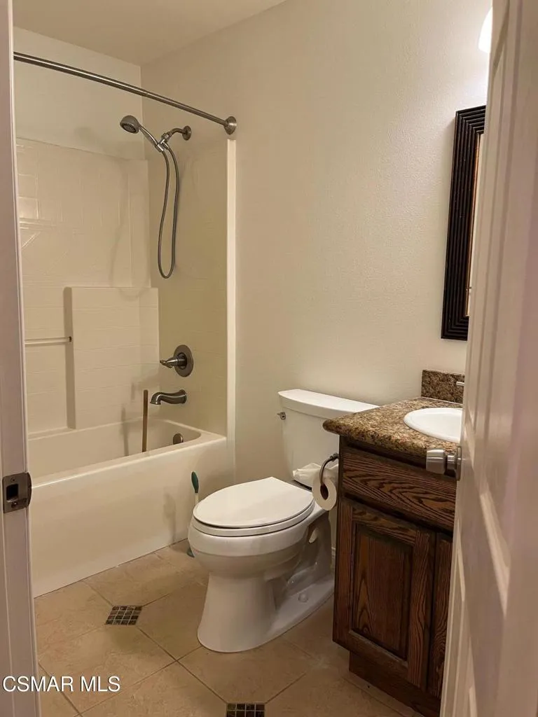 Oxnard, California 93035, United States, 6 Bedrooms Bedrooms, ,5 BathroomsBathrooms,Residential,Active,239905