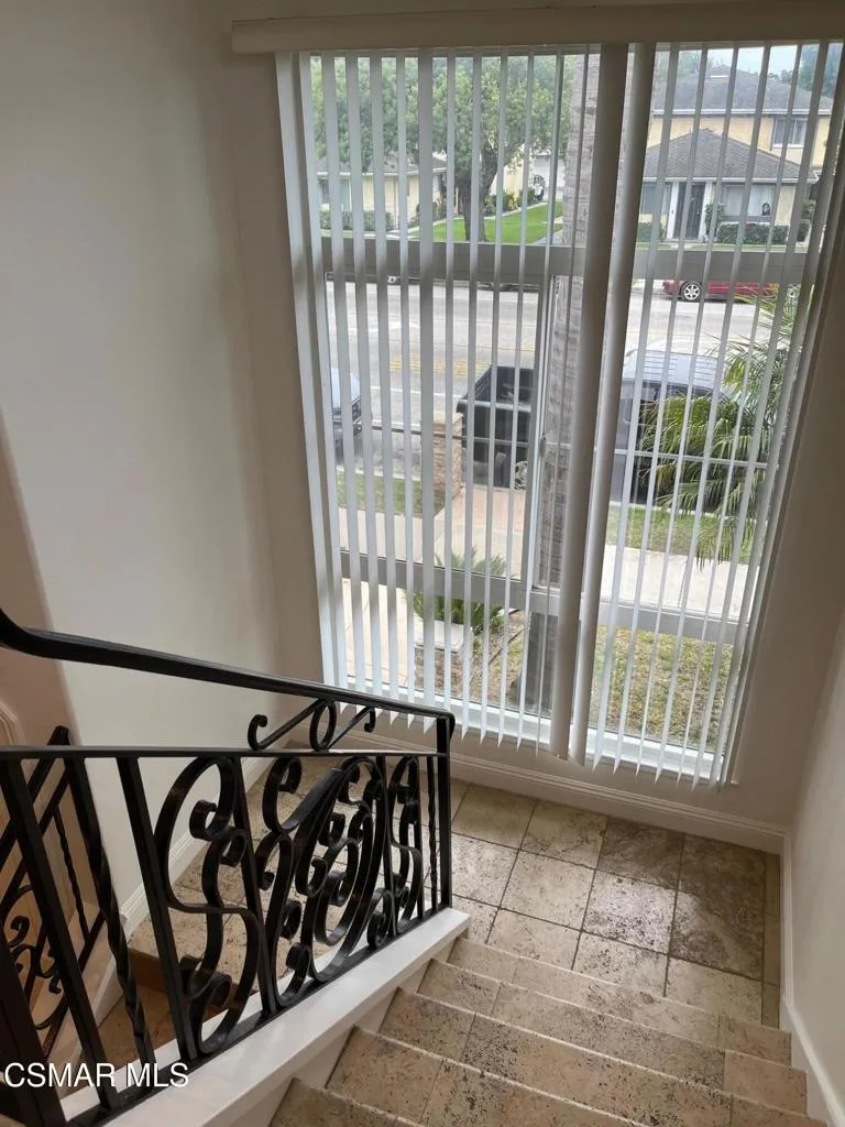 Oxnard, California 93035, United States, 6 Bedrooms Bedrooms, ,5 BathroomsBathrooms,Residential,Active,239905