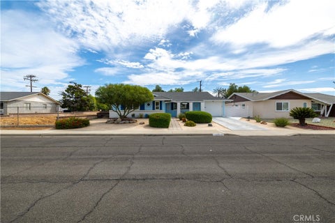 Tiny photo for 28700 Thornhill DR, Menifee, CA 92586 (MLS # SW26191728)