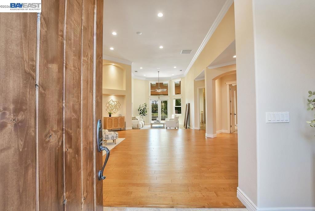5661 Oakmont Ct