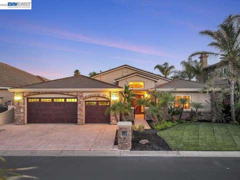 Photo of 5661 Oakmont Ct CT, Discovery Bay, CA 94505 (MLS # 41143486)