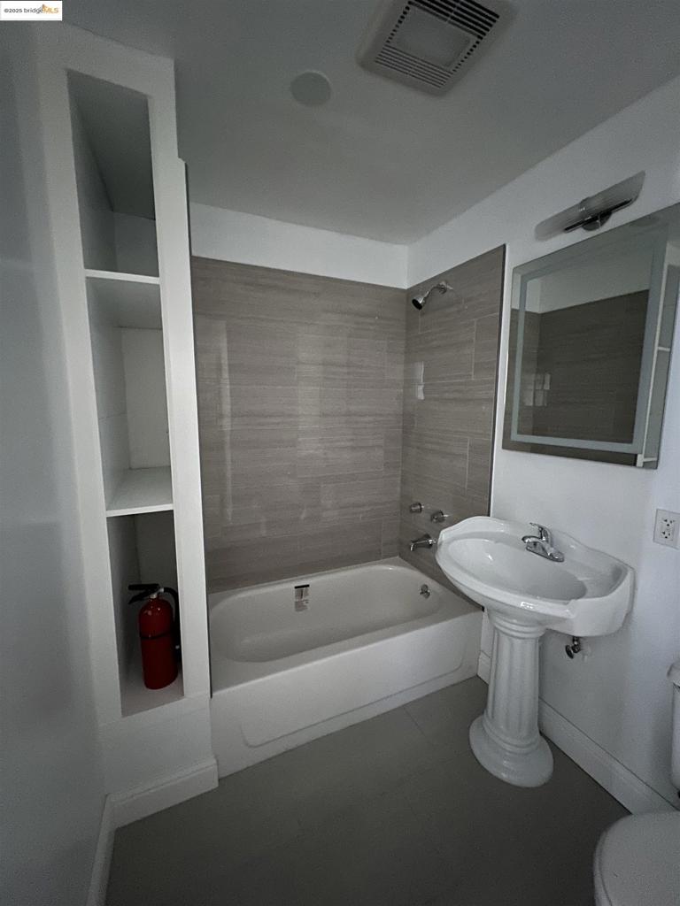 SOUTHBELEY - Residential Lease
