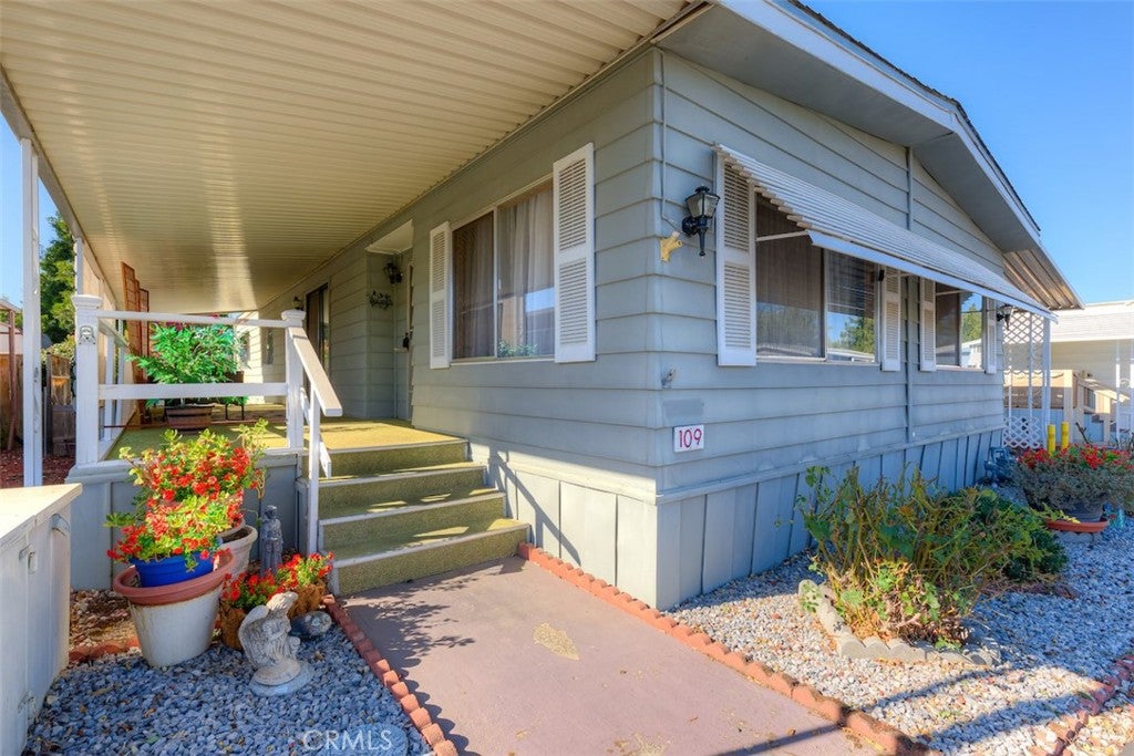 1675 Manzanita Avenue 109