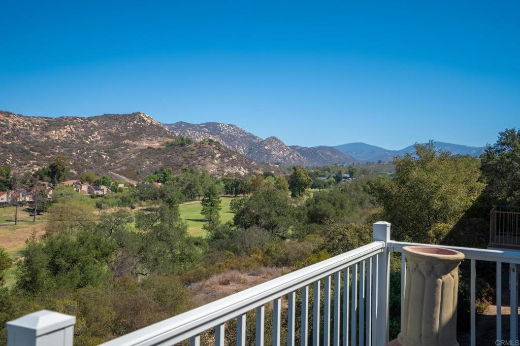 15615 Vista Vicente 26