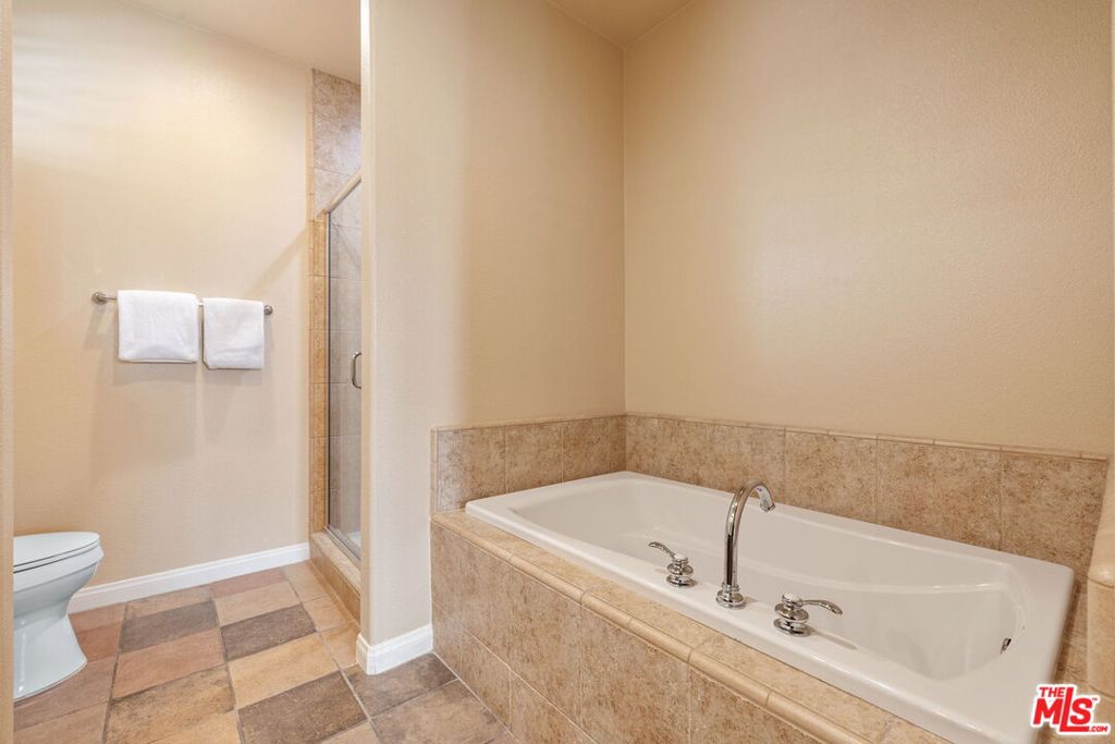 Legacy Villas - Residential