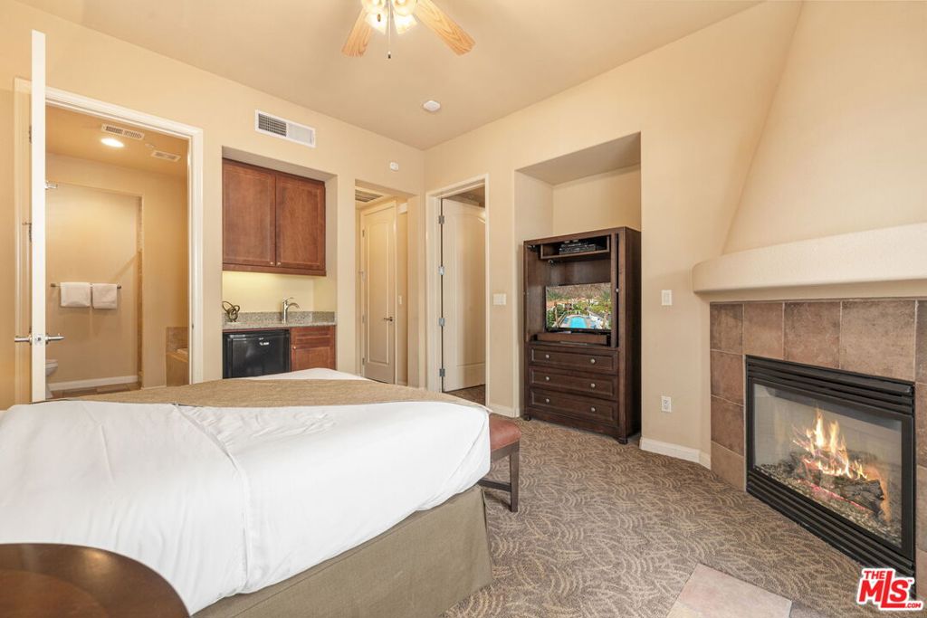 Legacy Villas - Residential