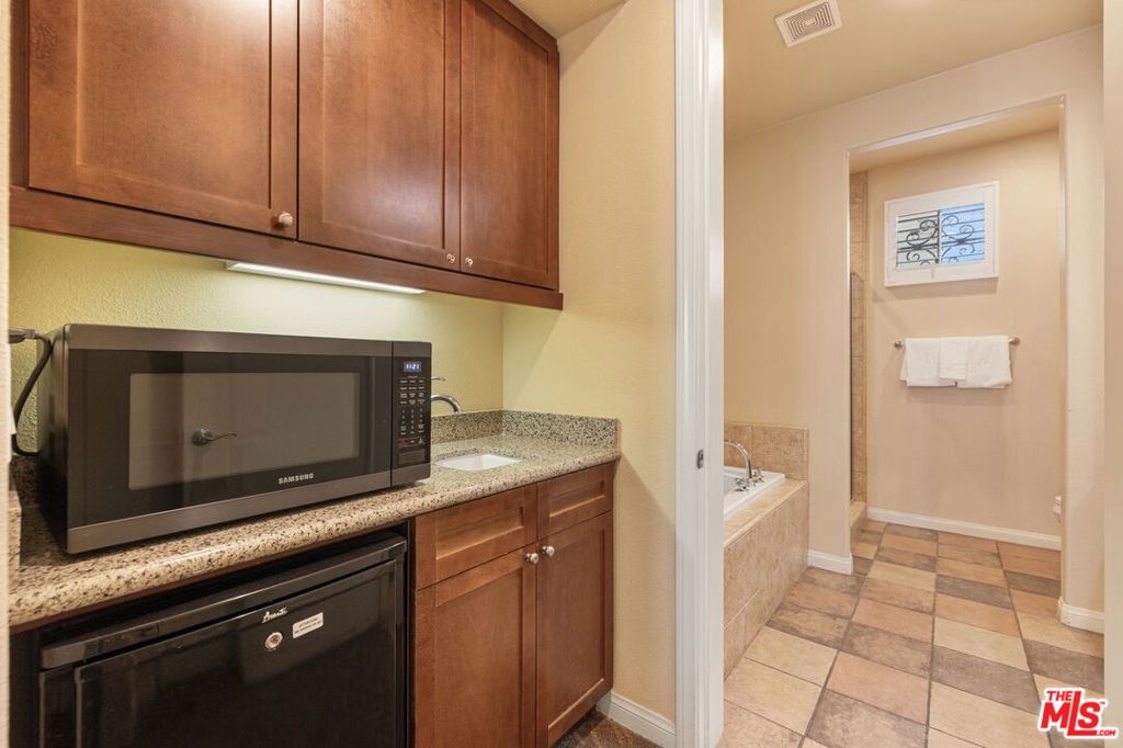 Legacy Villas - Residential