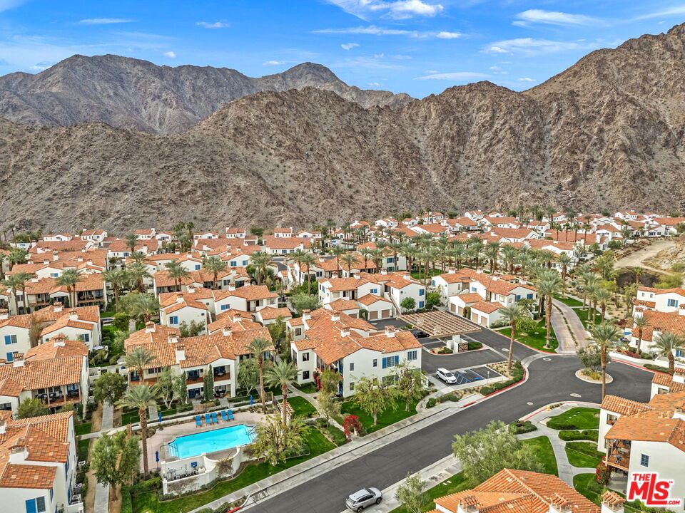 Legacy Villas - Residential