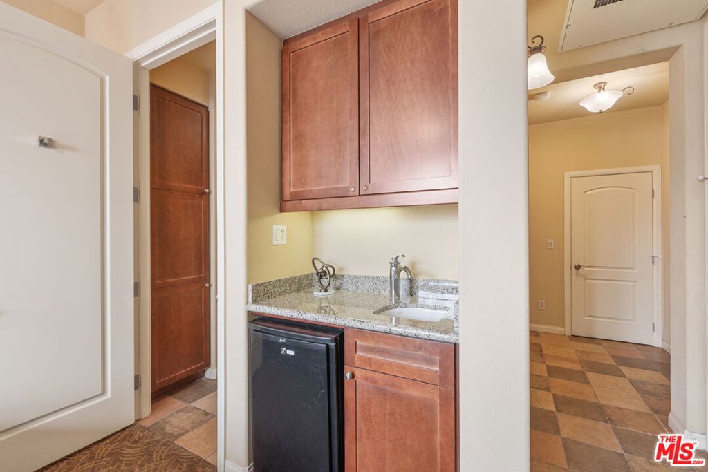 Legacy Villas - Residential