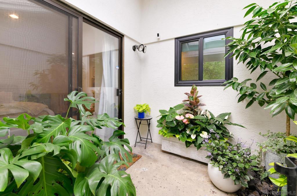 Rancho Santa Fe - Residential Lease