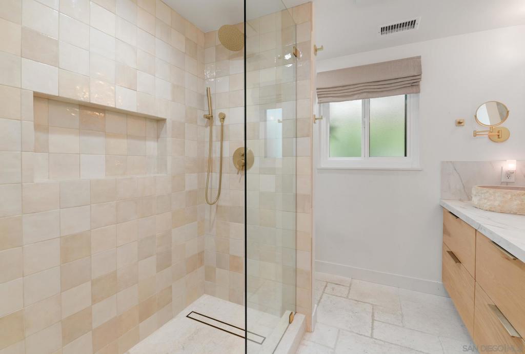 Rancho Santa Fe - Residential Lease