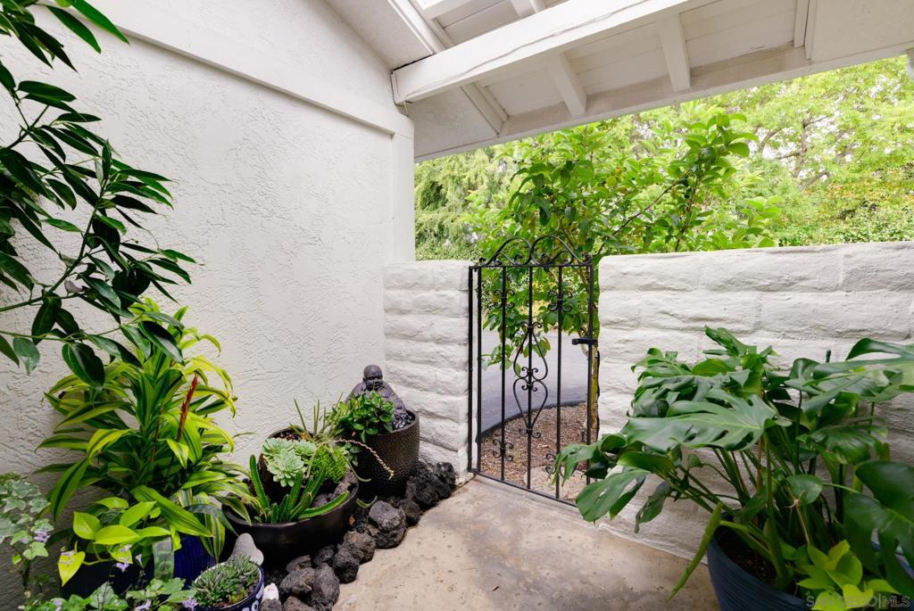 Rancho Santa Fe - Residential Lease