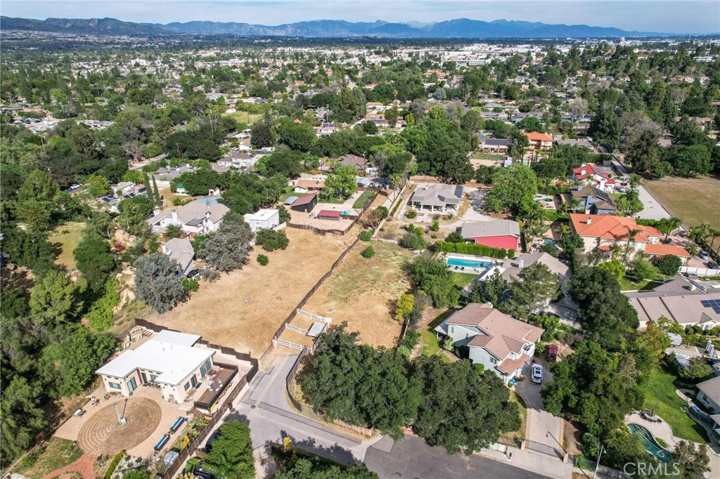 9812 Kentland Avenue