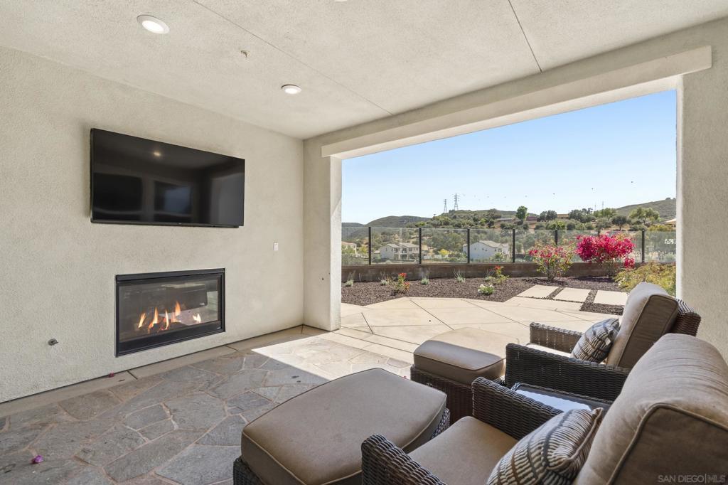 2966 Hayloft Pl