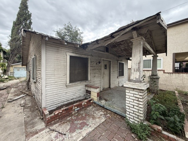 482 E Santa Anita Avenue