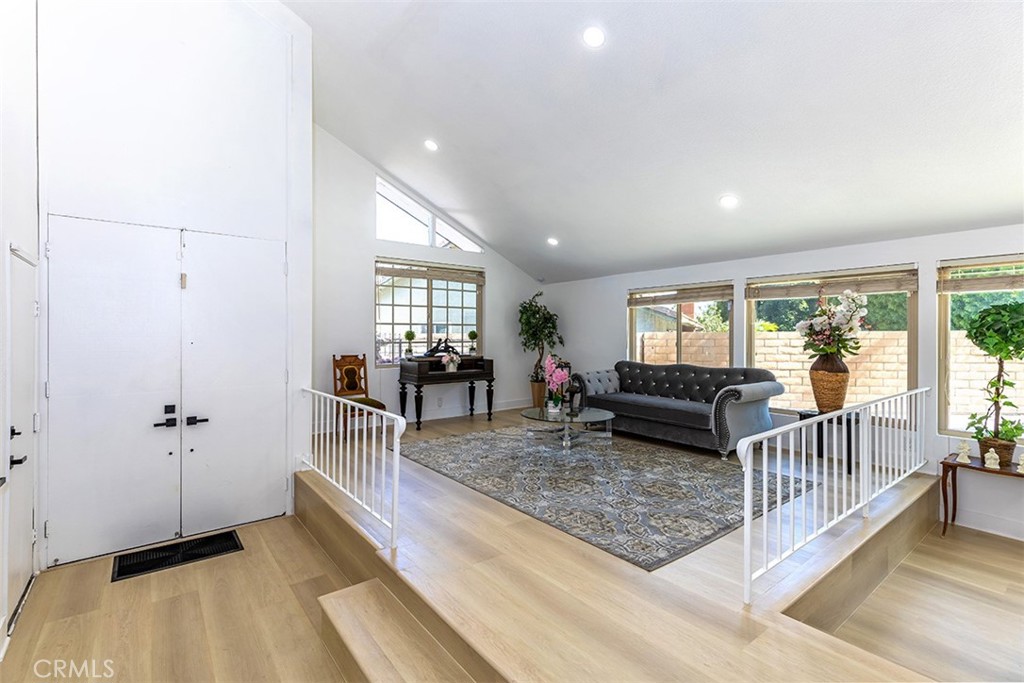 1250 Kinglake Drive