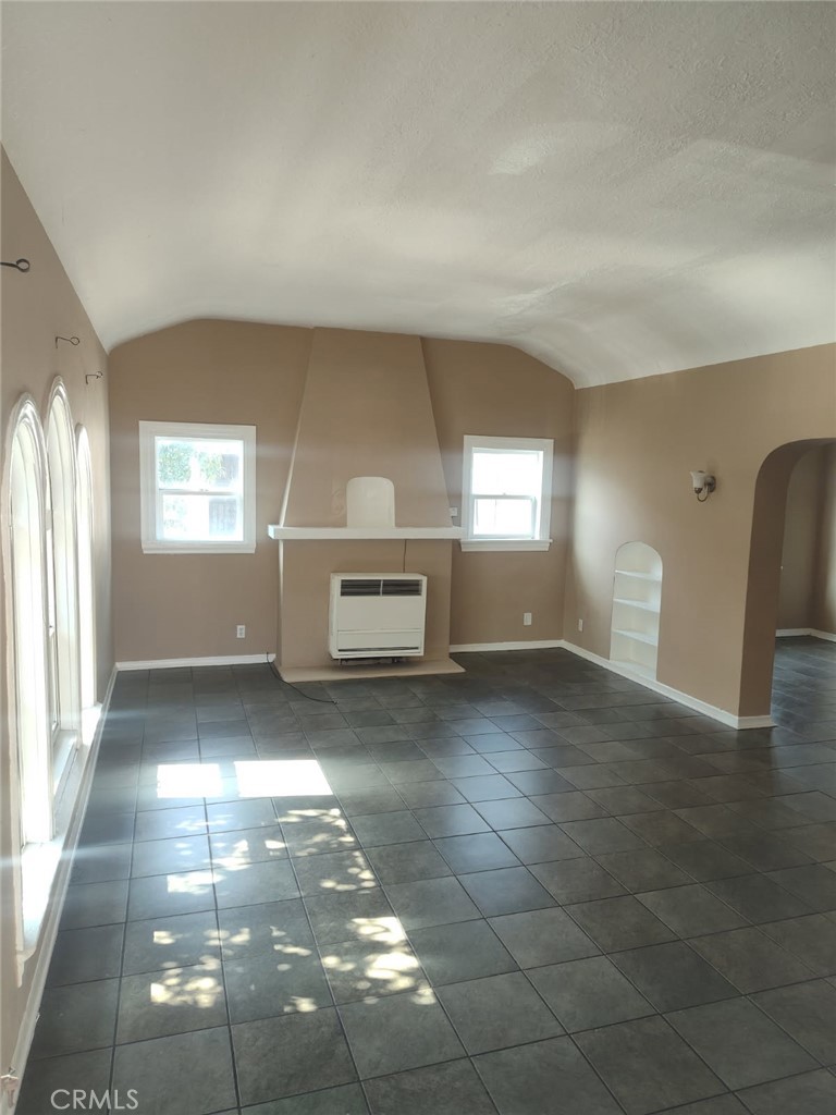 Spacious 2 bedroom 1 bath upstairs unit available for immediate rent. Bright, clean, and move-in ready. This upstairs 2-bedroom, 1-bath unit features, updated kitchen with granite countertops, fresh paint. Street parking. Rent is: $2,000.00/month and Security Deposit is: $2,000.00
