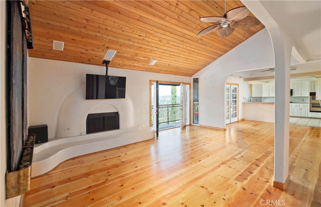 4389 San Blas Avenue