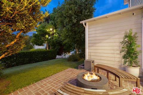 Tiny photo for 14640 Tustin Street, Sherman Oaks, CA 91403 (MLS # 26862187)