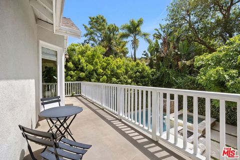 Tiny photo for 14640 Tustin Street, Sherman Oaks, CA 91403 (MLS # 26862187)