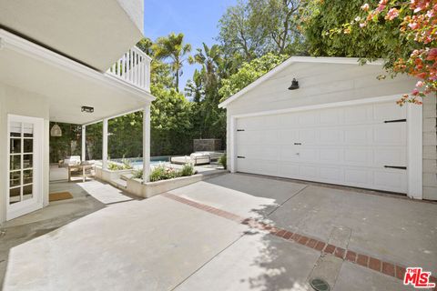 Tiny photo for 14640 Tustin Street, Sherman Oaks, CA 91403 (MLS # 26862187)
