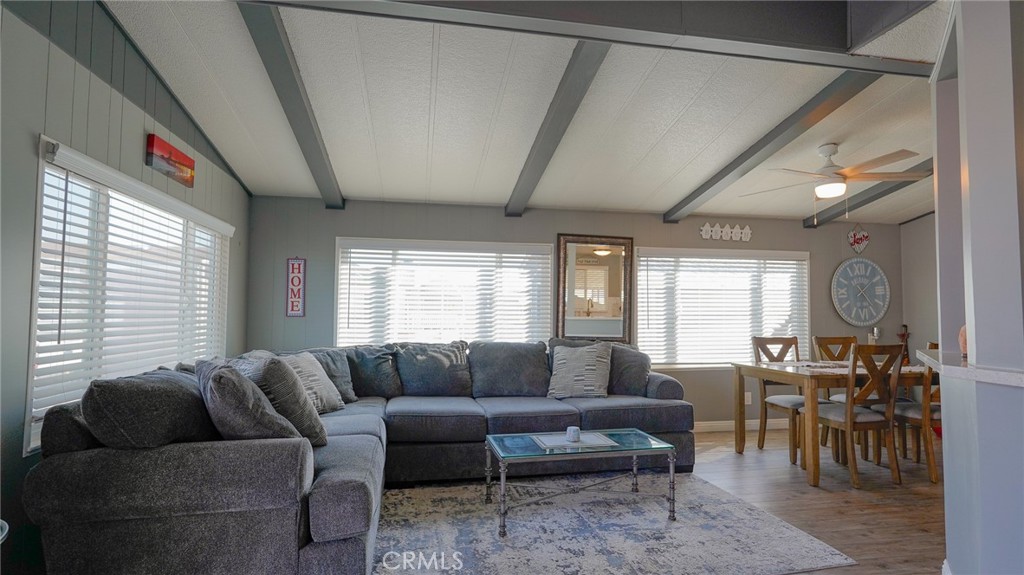 5200 Heil Ave 18