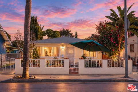 Photo of 2660 Newell Street, Los Angeles, CA 90039 (MLS # 26843901)