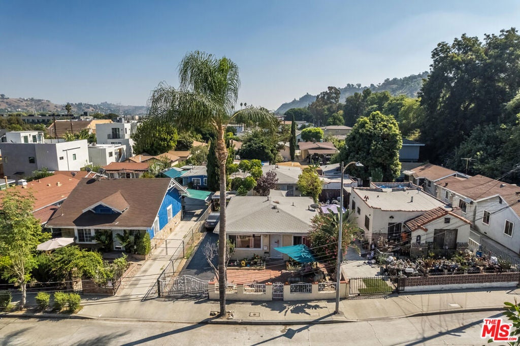 2660 Newell Street