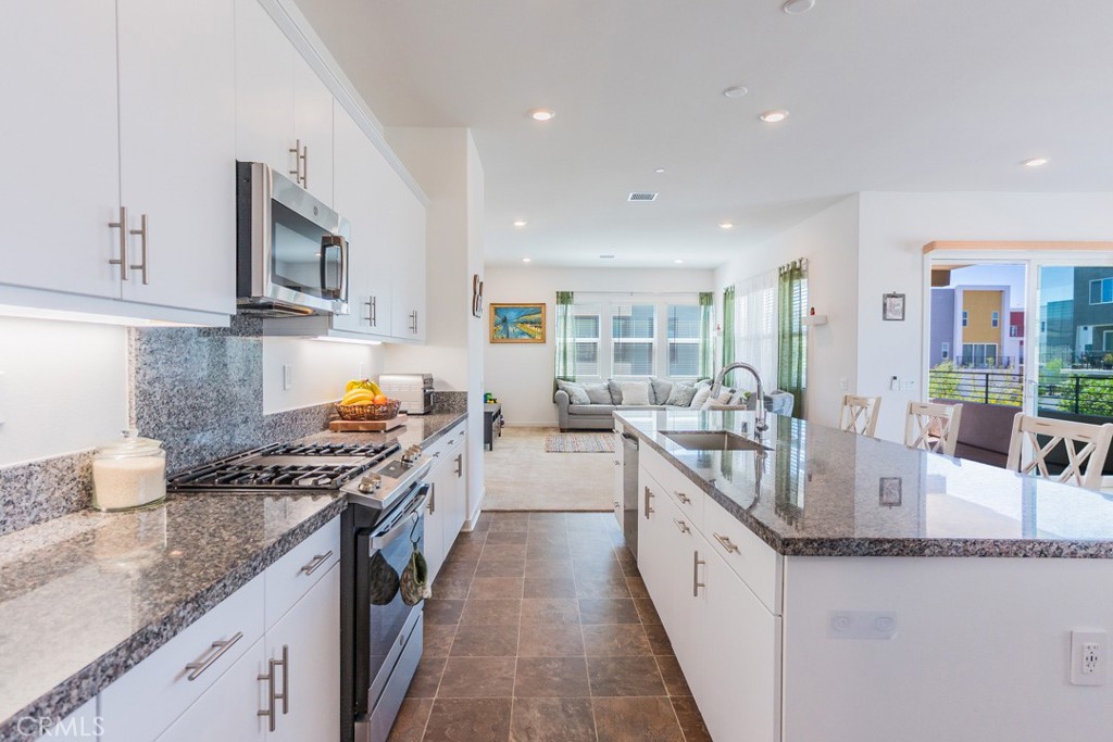 27504 Illumination Court