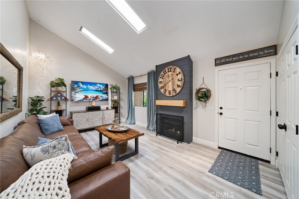 15 Big Dipper Court 24