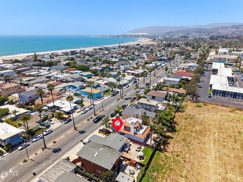 Photo of 2263 Pierpont Boulevard, Ventura, CA 93001 (MLS # V1-37640)