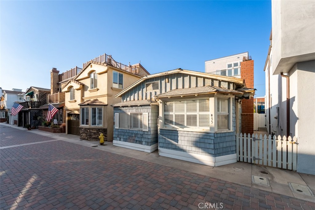 55 B Surfside Avenue