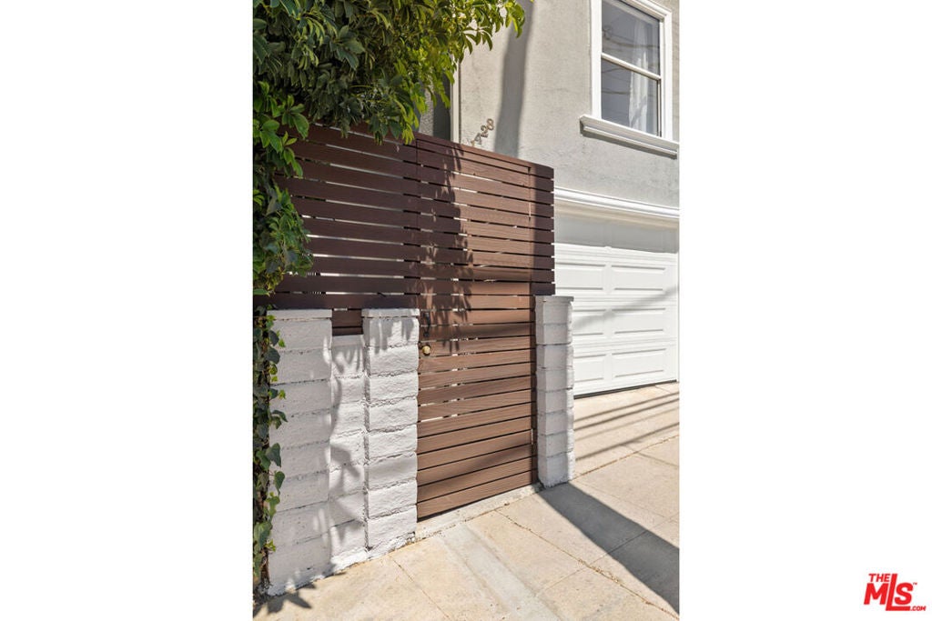 1428 El Paso Drive, Los Angeles CA 90065