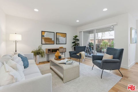 Photo of 446 San Vicente Boulevard #106, Santa Monica, CA 90402 (MLS # 26870979)
