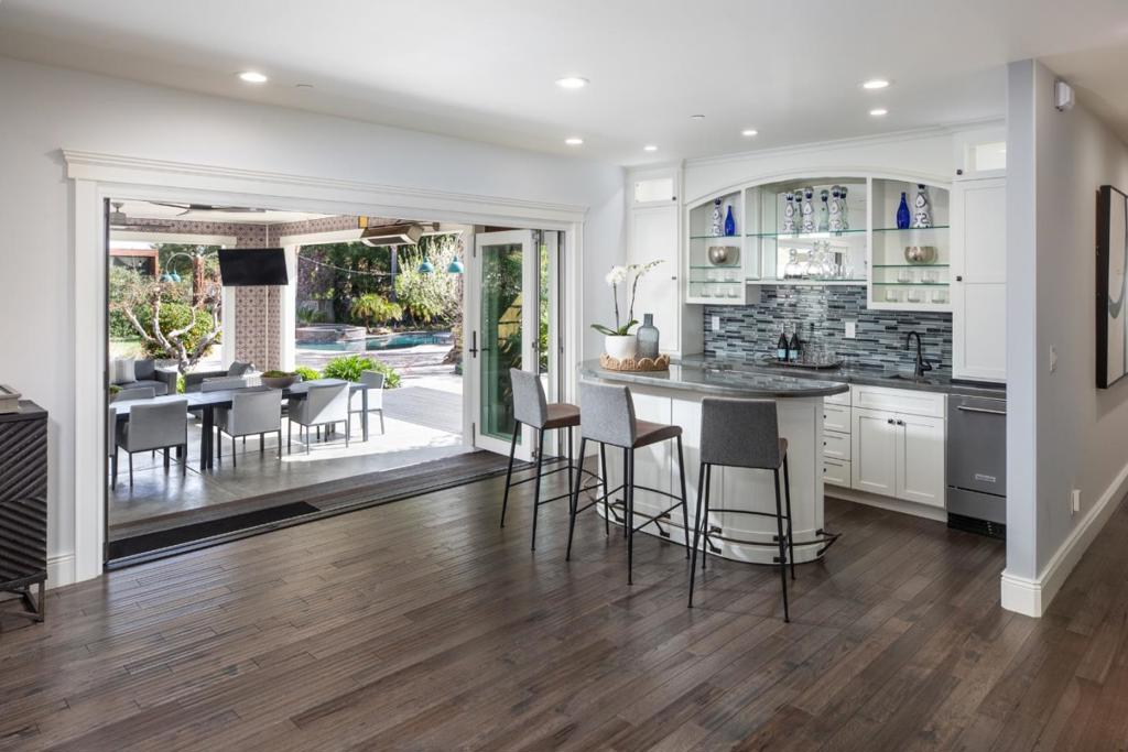 253 Fremont AVE