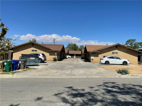 Photo of 7467 Bannock Trl, Yucca Valley, CA 92284 (MLS # IV26044383)