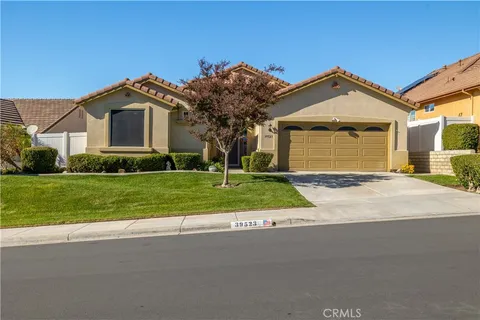 39523 Sierra Madre Drive, Murrieta, CA 92563 - MLS#: SW25267260