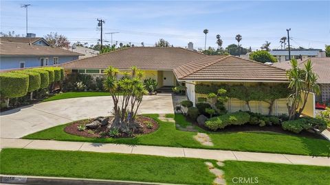 Photo of 6150 Wooster Avenue, Ladera Heights, CA 90056 (MLS # SB25173237)