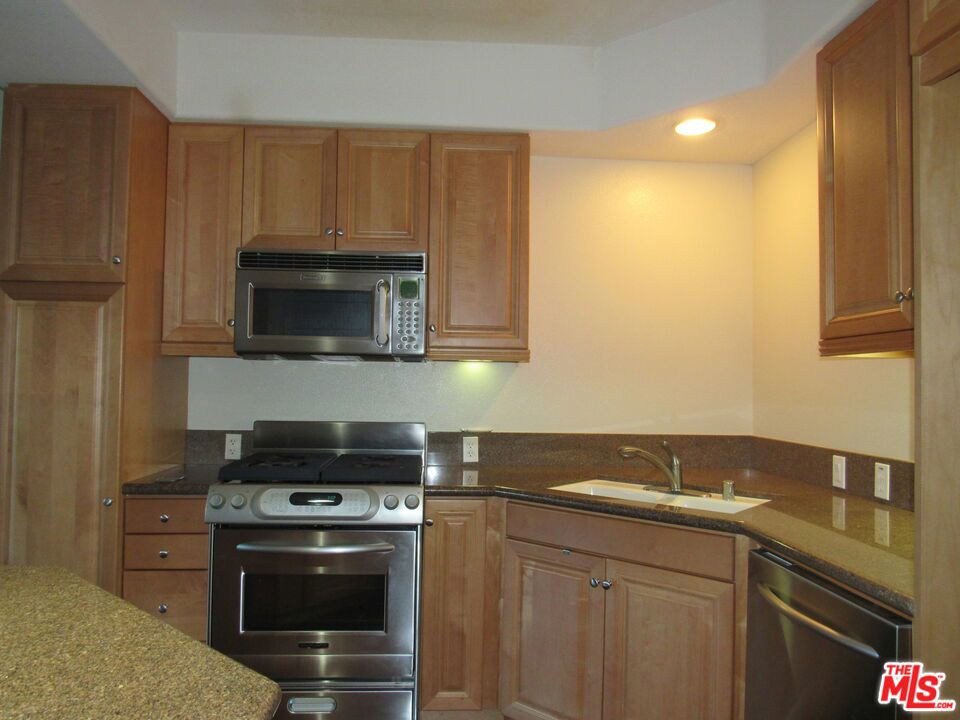 The Village Court Del Amo - Residential Lease